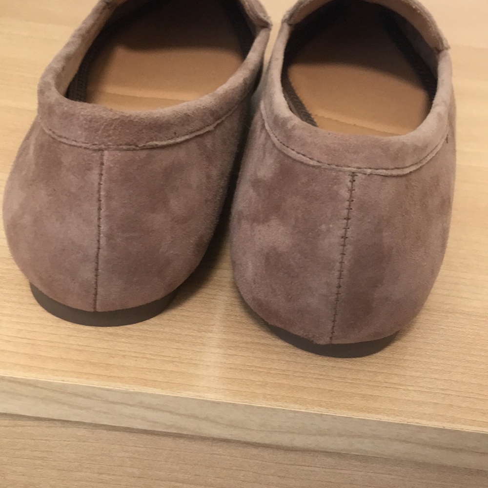 Flats - Picture 5 of 5